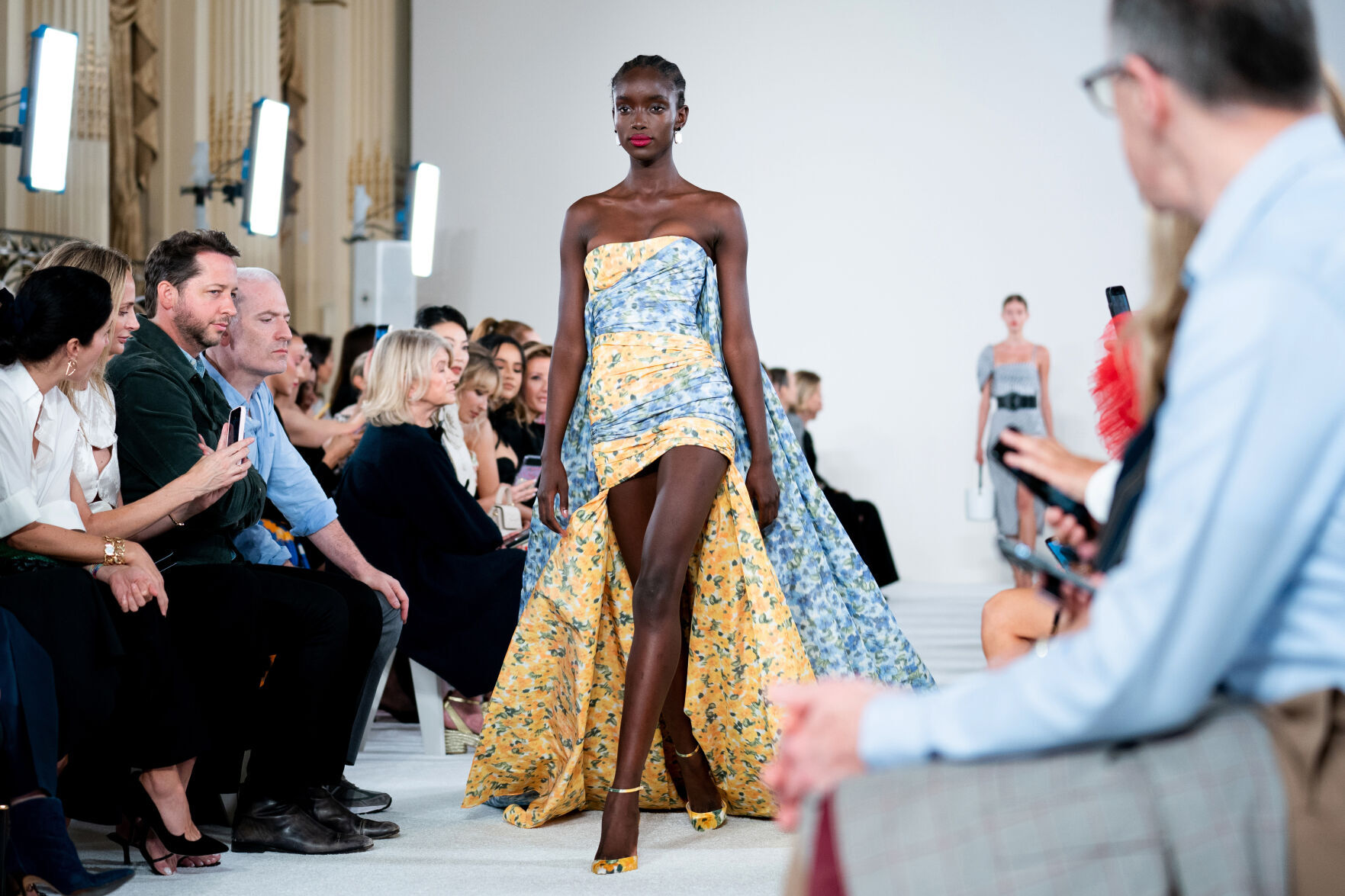 Fashion Carolina Herrera Fall 2022
